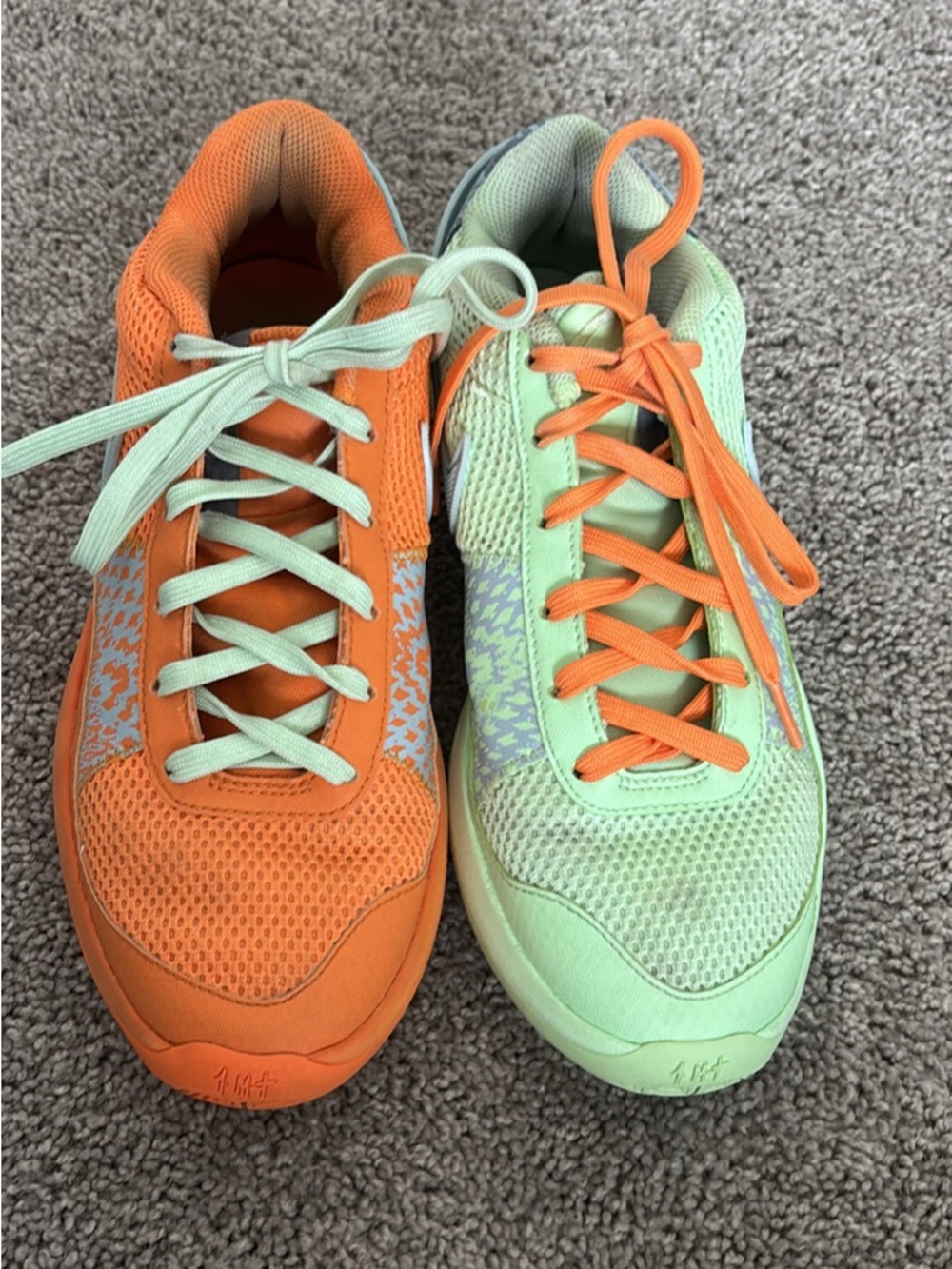 Nike JA 1 mismatched basketball shoes